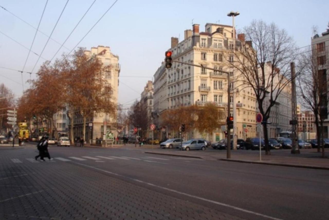 Le Love Spa Lyon Buitenkant foto