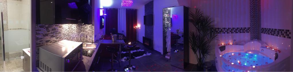 Le Love Spa Lyon Kamer foto