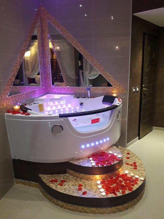 Le Love Spa Lyon Buitenkant foto