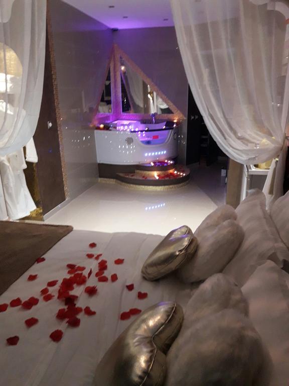 Le Love Spa Lyon Buitenkant foto