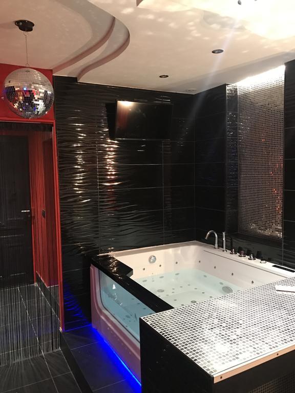 Le Love Spa Lyon Buitenkant foto